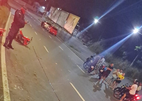 Jovem morre em acidente de motocicleta em avenida de Manaus 