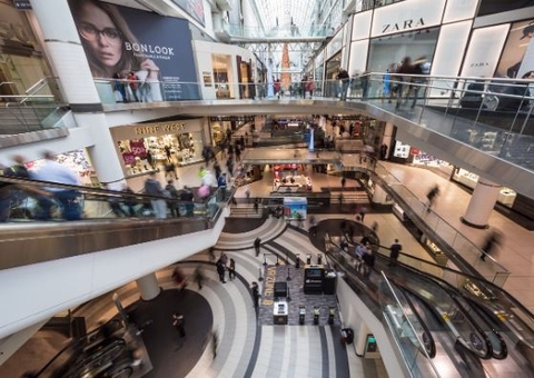 Governo Federal adia de novo regra que exige acordo coletivo para trabalho no feriado