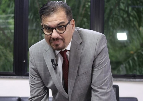 Isaac Tayah muda de partido no retorno à CMM e fica na base do prefeito