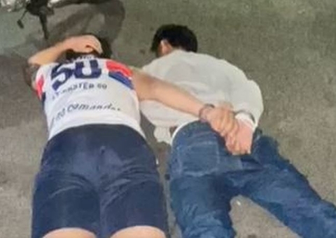 Dupla é presa após voltar para buscar objetos de roubo em matagal de Manaus