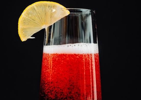 Saiba como fazer drinks para curtir o Carnaval