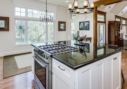 Panasonic anuncia produção de cooktop em Manaus no próximo ano