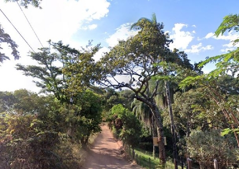 Adolescente é acorrentada pelo pescoço ao aceitar proposta de emprego