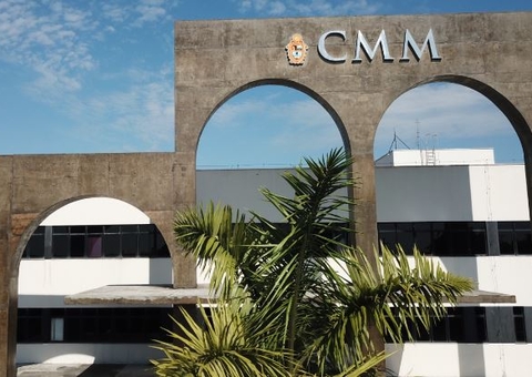 PL que proíbe verba pública na contratação de músicos que incitem violência avança na CMM