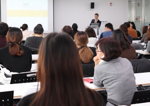 MEC vai aumentar o número de bolsas para formação de professores