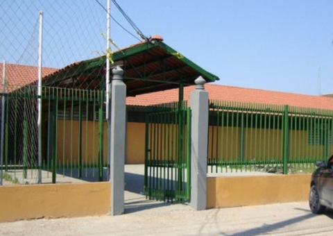 Professor de escola pública é acusado de assediar 25 alunas em Manaus