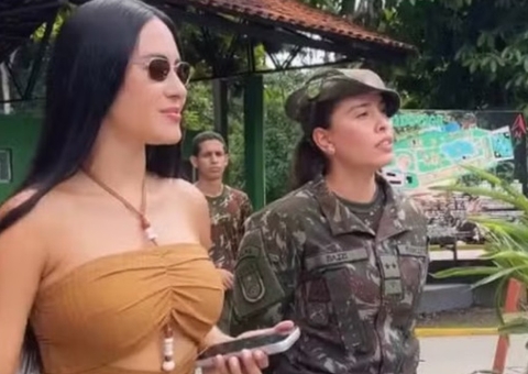 Arara do zoológico do CIGS recebe o nome de Isabelle Nogueira