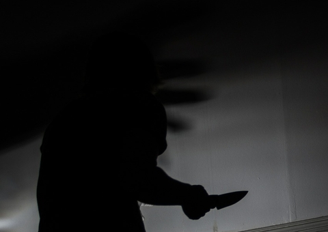 Empresário é esfaqueado durante assalto em padaria em Manaus