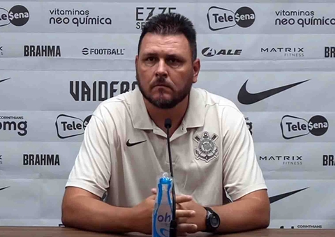Auxiliar anuncia saída do Corinthians após derrota para o Santos