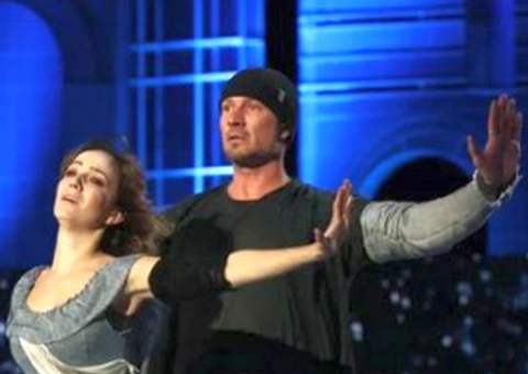 Ex-patinador russo que teve mãos e pés amputados tem chances de sobreviver