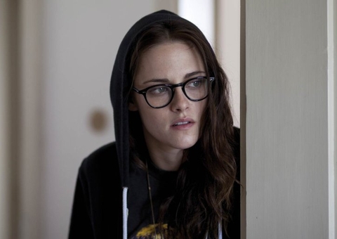 Kristen Stewart diz que só fez cinco filmes bons e afirma que 'maior parte é porcaria'