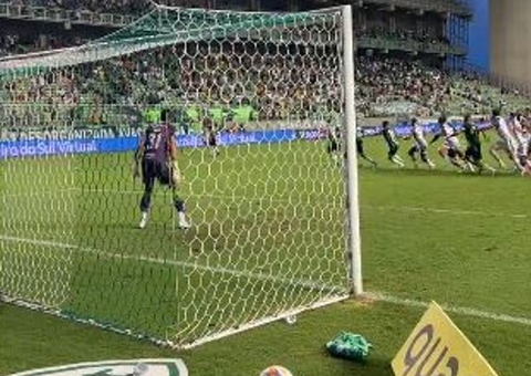 Atlético-MG se salva com gol no apagar das luzes e empata contra o América