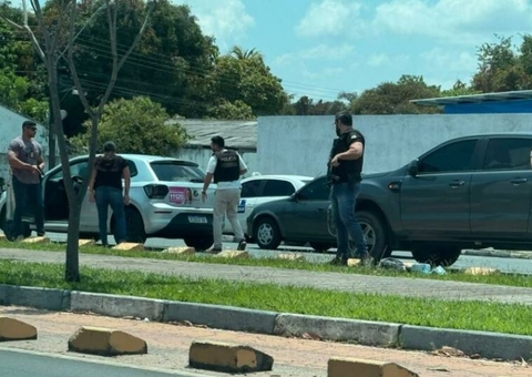 PF apreende R$ 500 mil em mochila e investiga ligação com política em Boa Vista