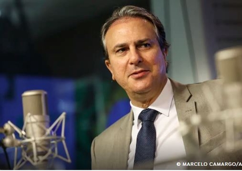 Primeira poupança do Pé-de-Meia do ensino médio será paga em fevereiro