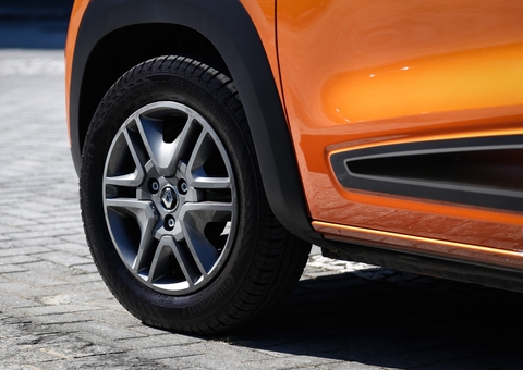 Mais de 20 veículos roubados são recuperados pela polícia em Manaus