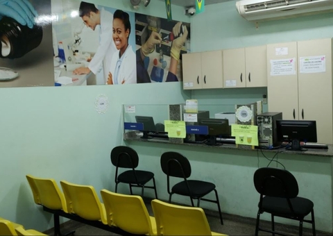 Laboratório suspende serviços e pega usuários de surpresa em Manaus