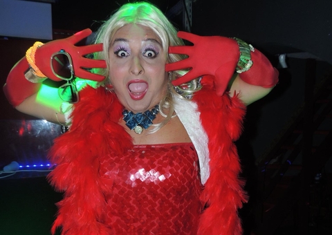 Teatro Amazonas recebe Lady Parker nesta sexta com entrada gratuita