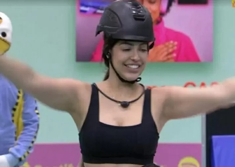 Após críticas de internautas, Tadeu dá parabéns atrasado a Laís 