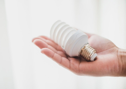 Seis bairros de Manaus e ramal na AM-010 têm energia interrompida nesta segunda-feira