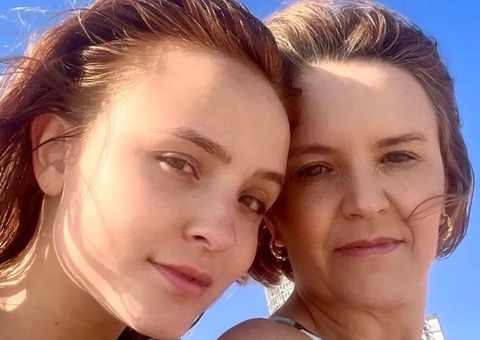 Mãe se passava por Larissa Manoela em mensagens com namorados: 'quem ela queria'