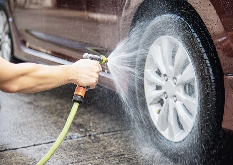 Justiça confirma justa causa a trabalhador que brigou com colega por mangueira em lava a jato