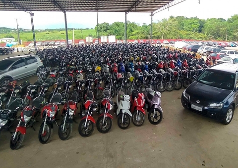 Mais de 200 veículos são arrematados do Detran em último leilão de 2021 no Amazonas