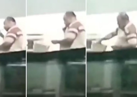 Fábrica de sorvetes é fechada após funcionário ser flagrado lambendo produto