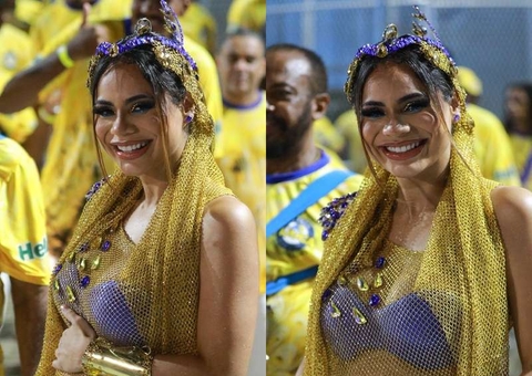 Lexa exibe barriga de 4 meses em minidesfile da Unidos da Tijuca