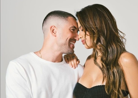 Grávida, Lexa faz chá revelação e revela nome do bebê