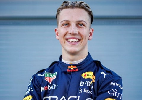 Substituto de Ricciardo impressiona, e volta do australiano está indefinida
