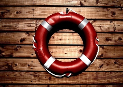 Flutuante é interditado por risco de afundamento em Manaus