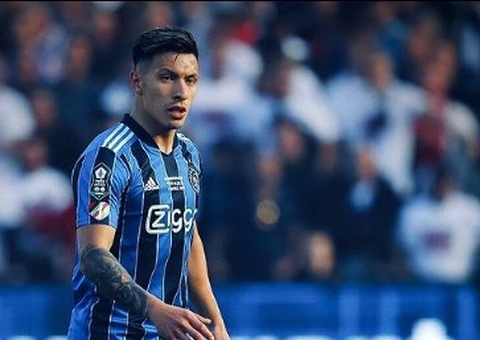 Manchester United terá Açougueiro de Amsterdã para arrumar defesa