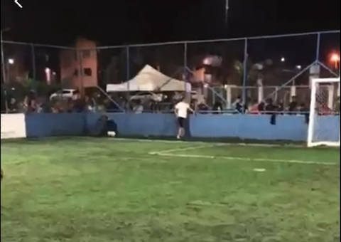 Vídeo mostra momento em que homem é executado durante transmissão de jogo em Manaus