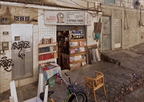 Livraria Belle Époque pega fogo no Rio de Janeiro