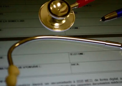 Senacon notifica 20 operadores de planos de saúde