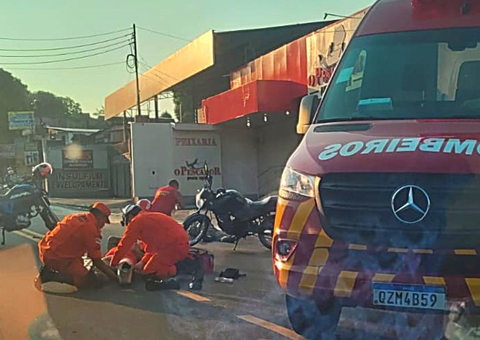 Grave acidente entre motocicletas deixa homem ferido em avenida de Manaus