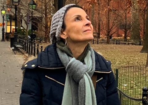 Família de Ludmila Ferber pede que público não vá de preto ao culto da cantora gospel 