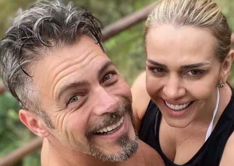 Luigi Baricelli se derrete pela esposa e revela segredo do casamento de 29 anos