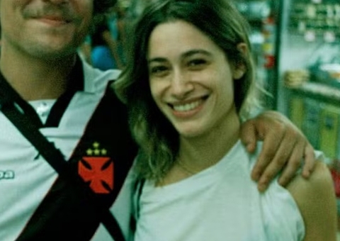 Apaixonada, Luisa Arraes posa com Chico Chico: "O casal mais sorridente"