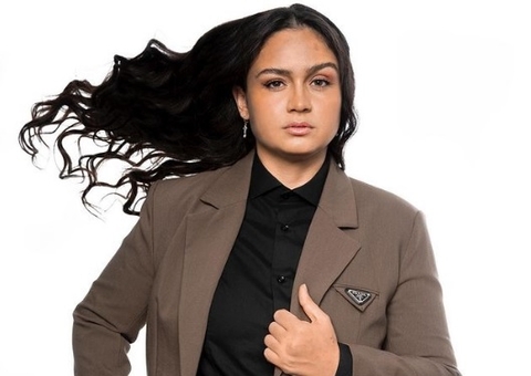 Cinco meses após morte de Maurílio, Luiza faz primeiro show solo