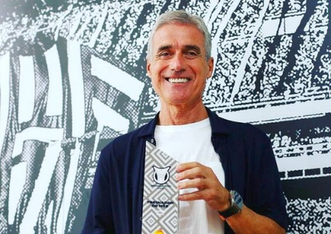 Al Nassr anuncia contratação do técnico Luís Castro, ex-Botafogo