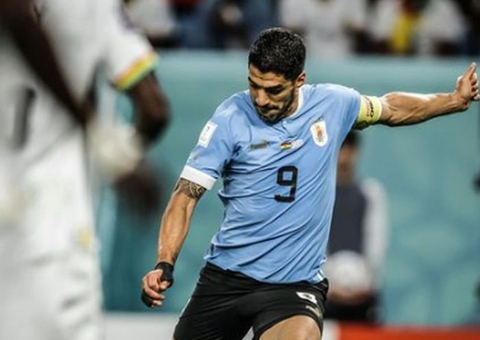 Grêmio encaminha contratação de Suarez e aguarda documentos
