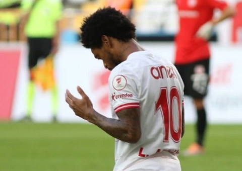 Inter negocia as contratações de Aránguiz e Luiz Adriano