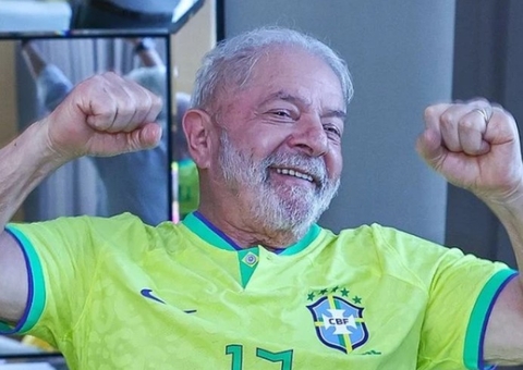 Lula deseja boa sorte a Macron e Fernandez para final França x Argentina