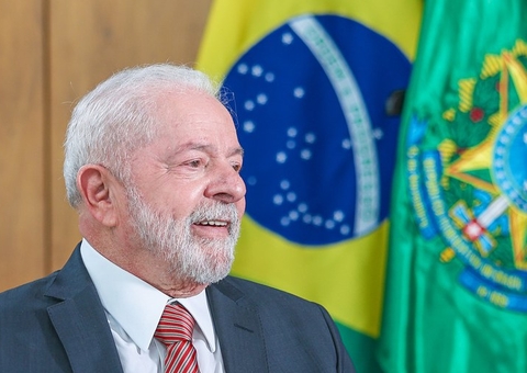 Lula deve adotar distância segura de conflito entre Israel e Irã