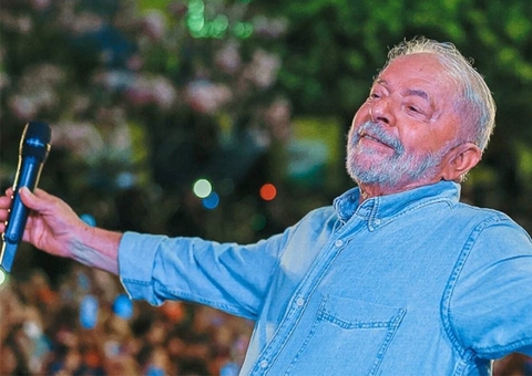 Bolsonaristas compartilham fake news de que Lula está internado