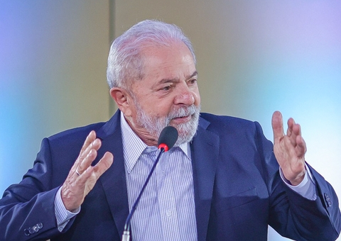 Lula convoca líderes e ministros para reunião de emergência hoje