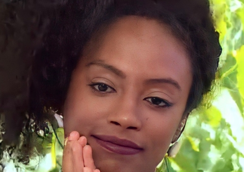 Ana Maria Braga comete gafe e erra nome de Lumena ao vivo