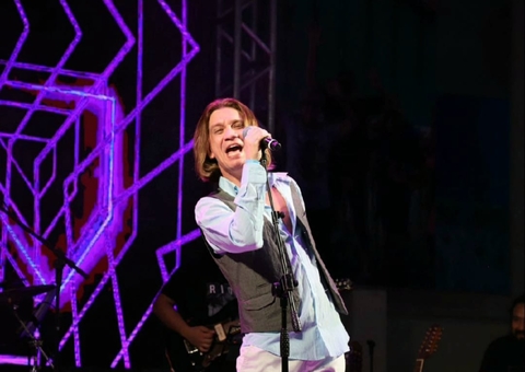 Luso Neto apresenta 'Brasilidades – Tim Maia e Lulu Santos' em teatro de Manaus