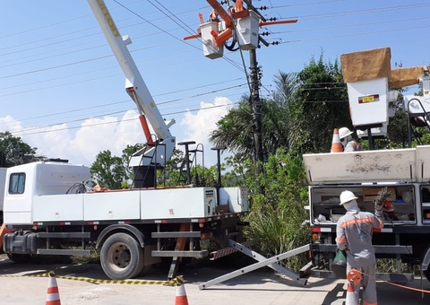 Veja quais bairros ficam sem energia neste domingo em Manaus